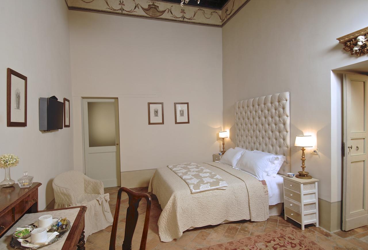 Palazzo Sant'Angelo Bed & Breakfast Spoleto Exterior photo