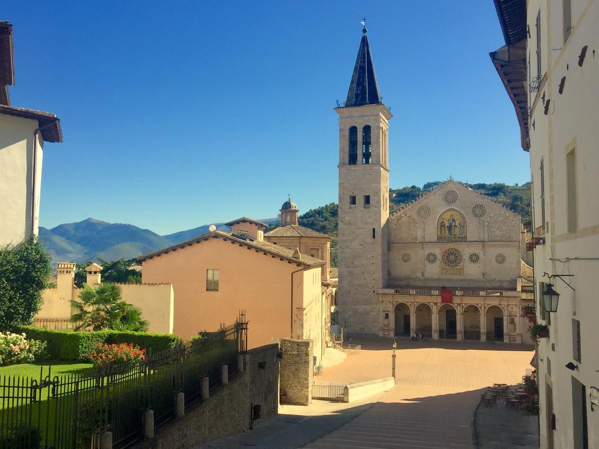 Palazzo Sant'Angelo Bed & Breakfast Spoleto Exterior photo