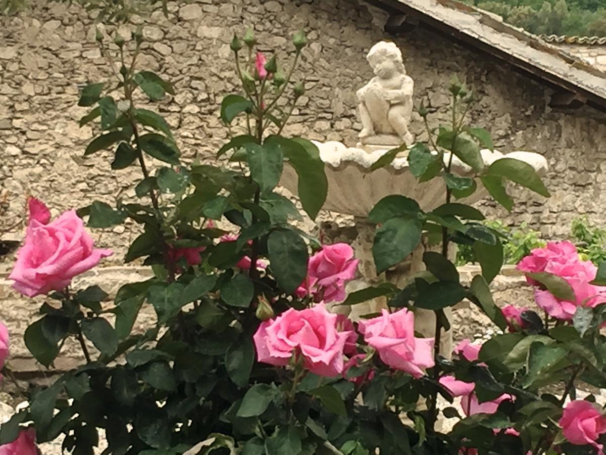 Palazzo Sant'Angelo Bed & Breakfast Spoleto Exterior photo